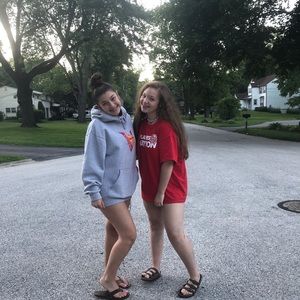 Meet your Posher, Courtney